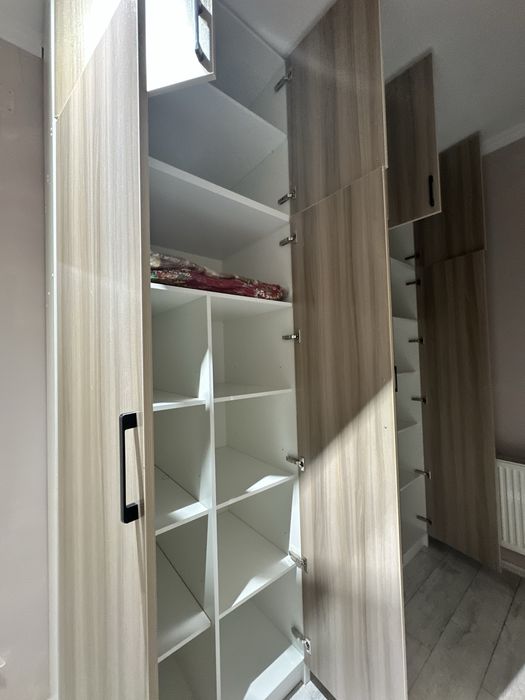 Продается  шкаф большой