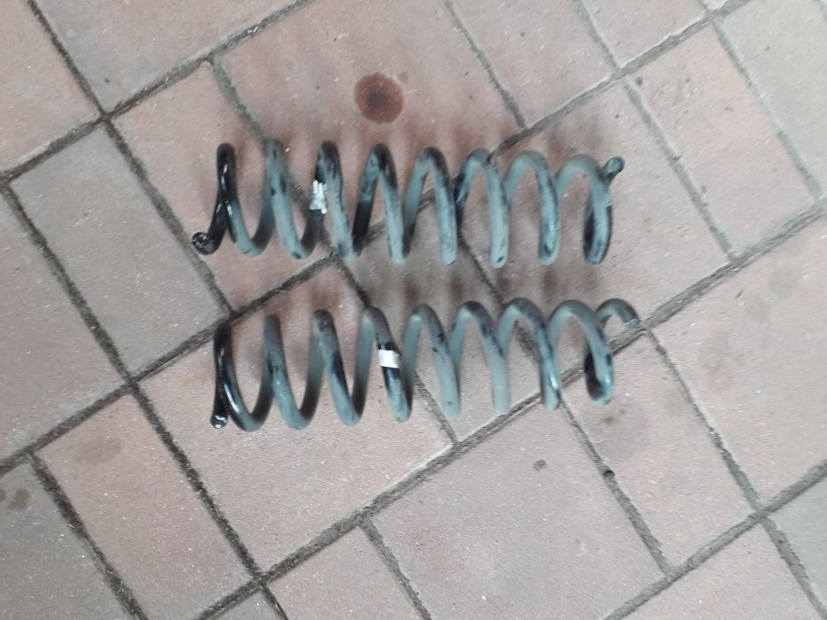 Flansa, flanse, arc, arcuri amortizor amortizoare fata / spate BMW F30