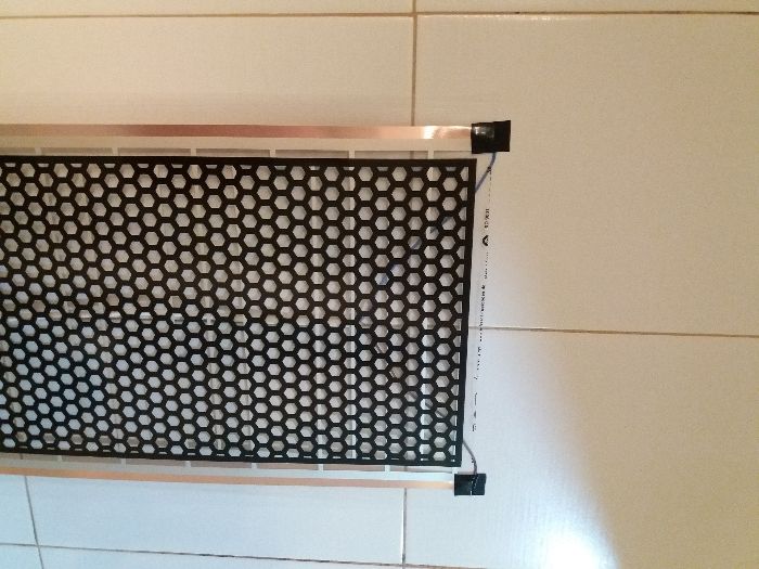 Инфрачервен нагревател за огледало на 12 и 220 волта