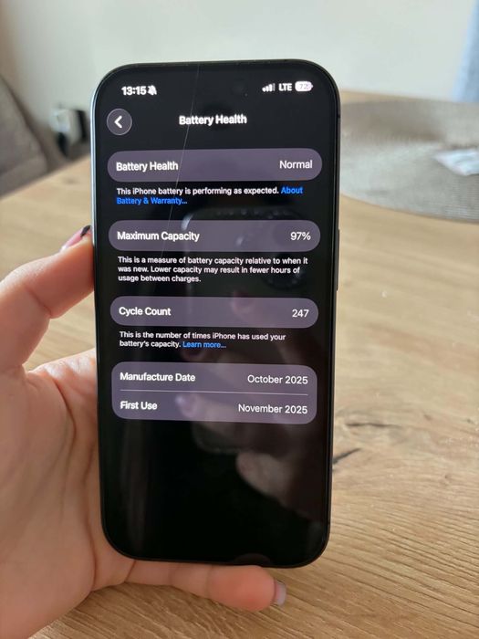 Iphone 17 черен