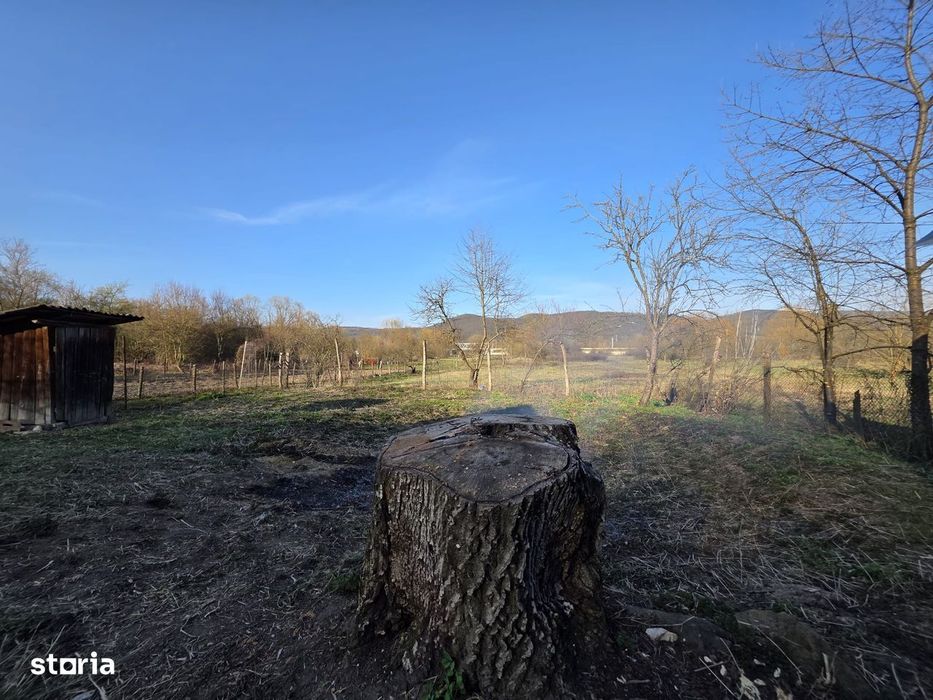 Preț mic! Casă solidă + teren generos 1887 mp – ideal renovare