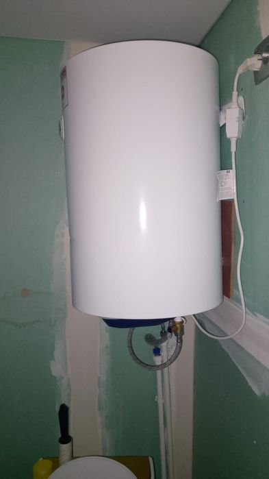 Продам водонагреватель