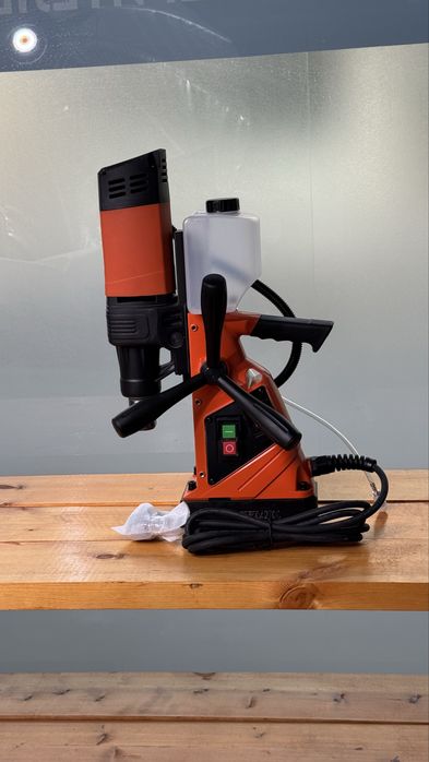 Сверло корончатые, конусные, метчики, плашки, фрезы