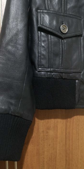 Geaca de piele naturală