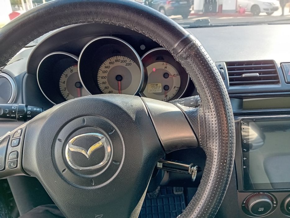 MAZDA 3 2006 — imagine 5