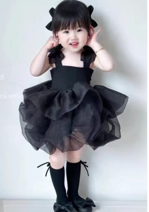 Продам платье черное