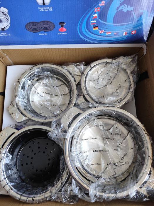 Нов луксозен комплект  съдове за готвене от 17 части