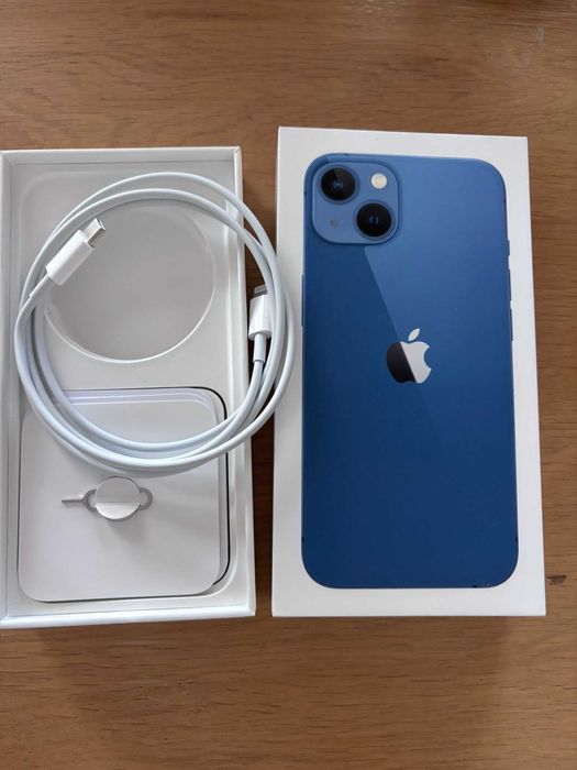 iPhone 13 128GB Син