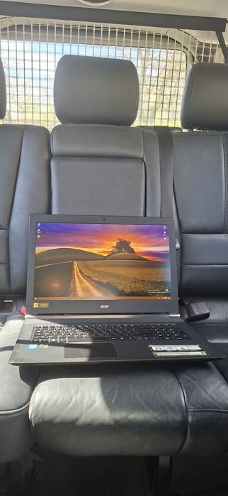 Laptop Gaming Acer i7 / 16GB RAM / SSD + HDD / GTX-Rapid și Puternic.