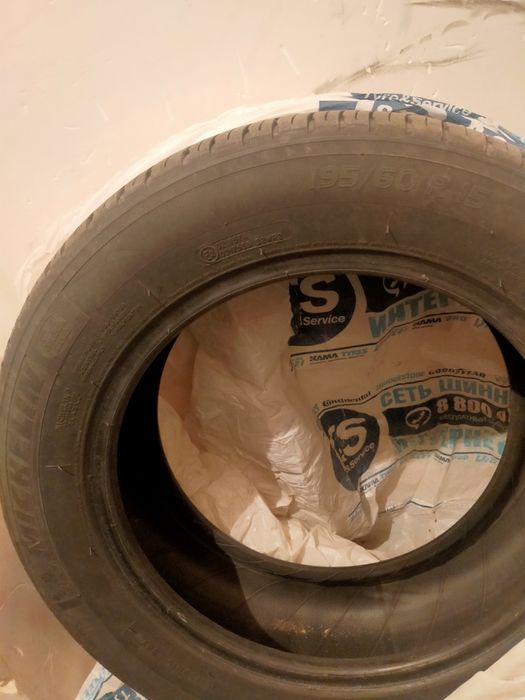 Шины 195/60/15 MICHELIN