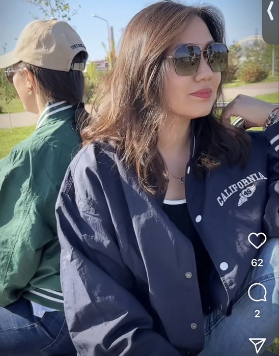 Who.a.u бомбер оригинал