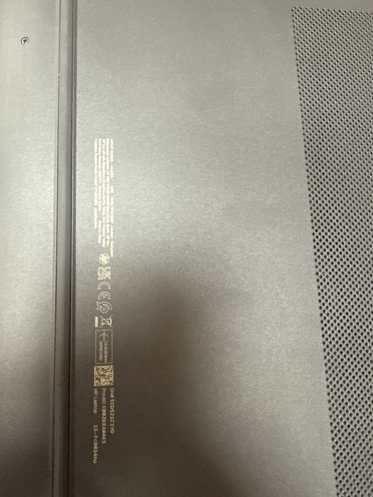 HP 15s Ryzen 5/16GB RAM/512GB SSD/