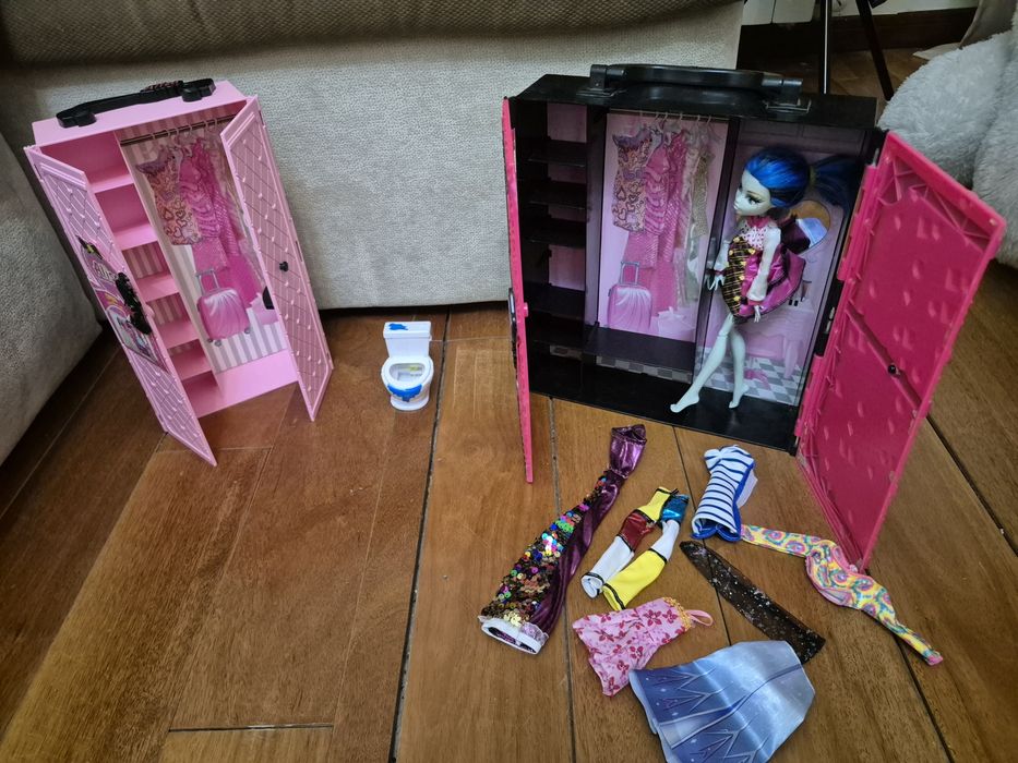 Шифоньеры для Барби