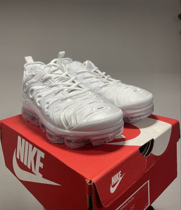 Nike Vapor Max Plus White