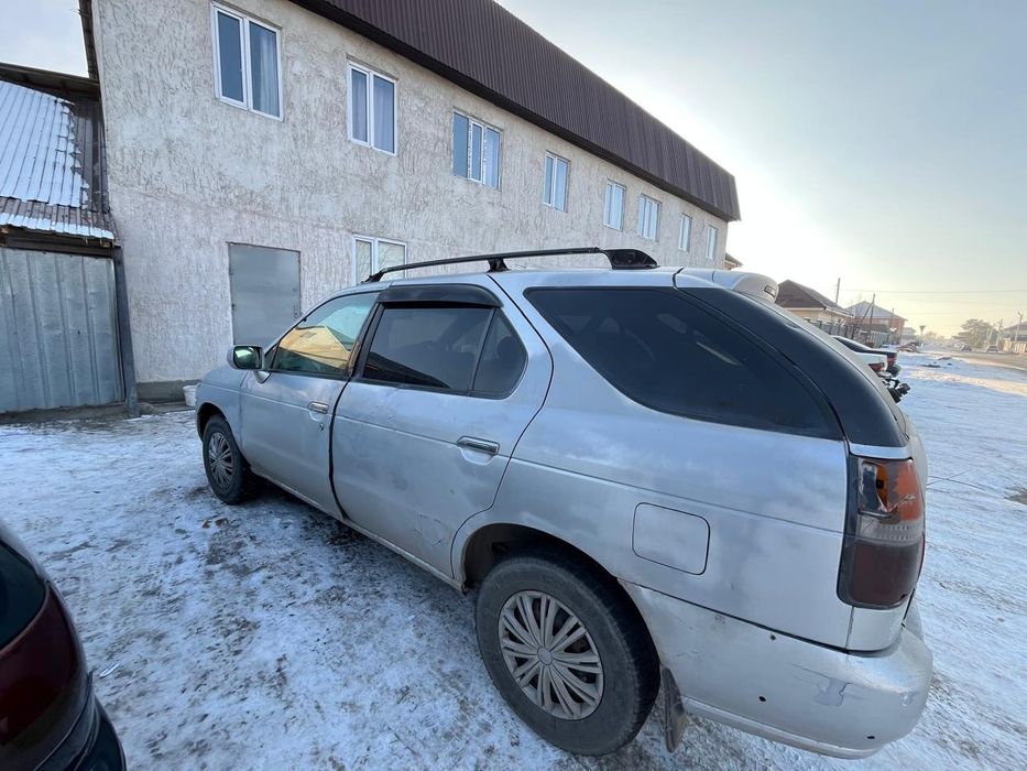 Нисан эрнесса продам