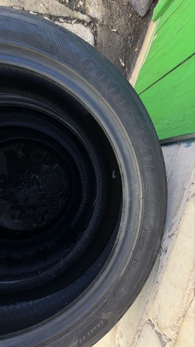 Летние шины 235/45/R18