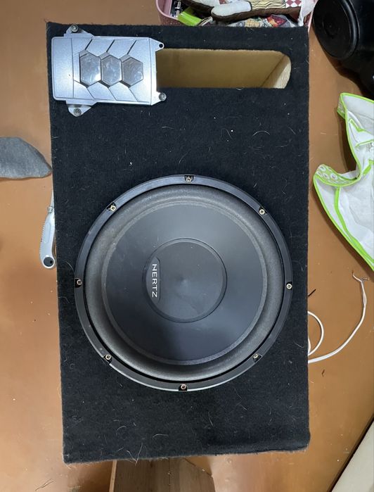 Сабвуфер динамик Hertz UNO s300 s4