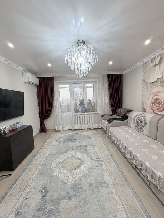 Продам трехкомнатную квартиру