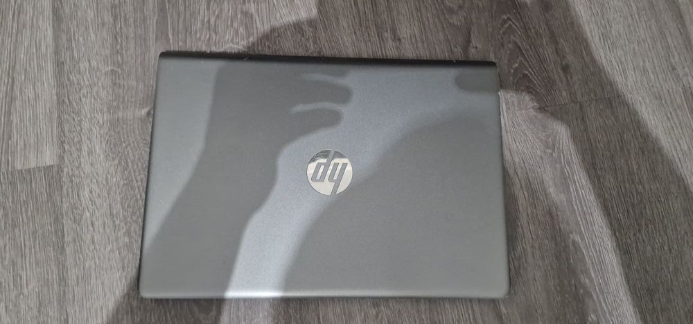 Laptop Hp Pavilion 14 i5 gen 8