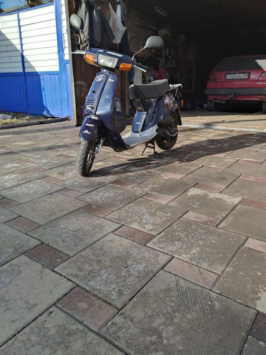 Продам скутер Ямаха срочно