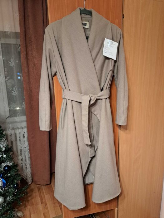 Vând încălțăminte și îmbrăcăminte pt dama