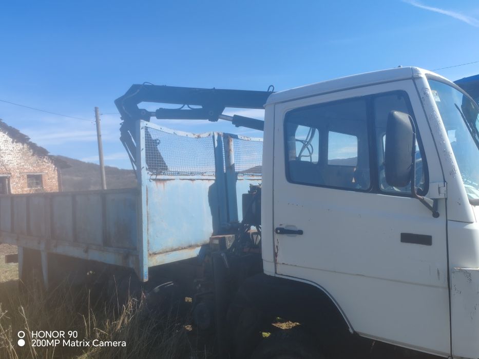 Mercedes 814 с кран