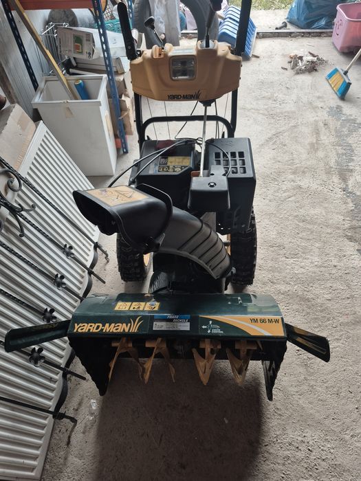 Freză de zăpadă Yard-Man YM 66 MW, 277 cm³, ca nouă