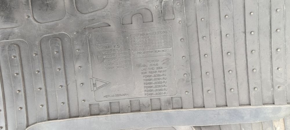Полики от LC 200, Lexus 470 новые