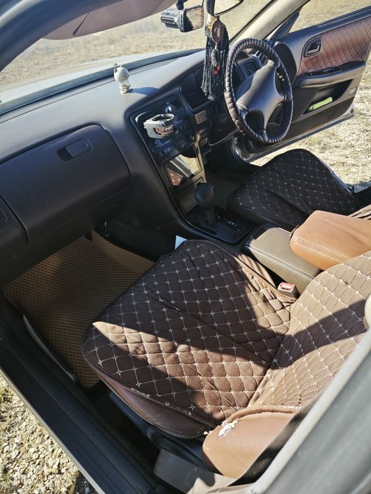 Toyota Mark II в хорошем состоянии.