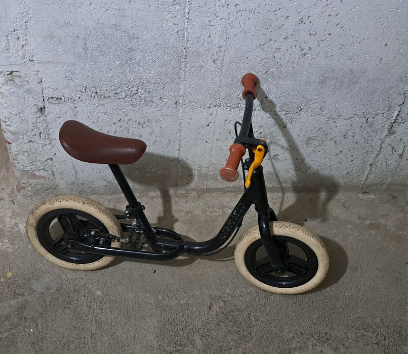 Bicicleta fara pedale BTWIN Runride 500 - stare foarte buna
