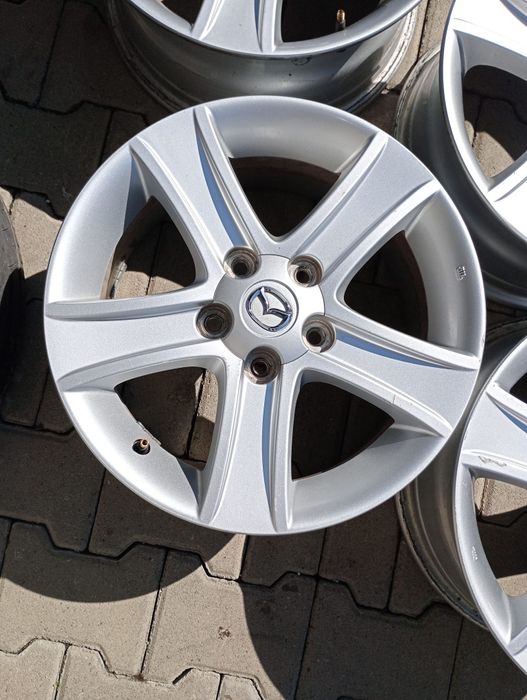 4jante 5x114.3 R16 originale mazda.3 5..6