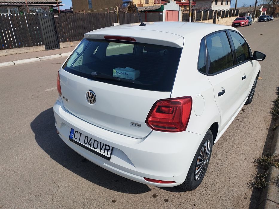 VOLKSWAGEN Polo 2015 — imagine 2