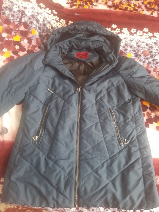 Продам три куртки