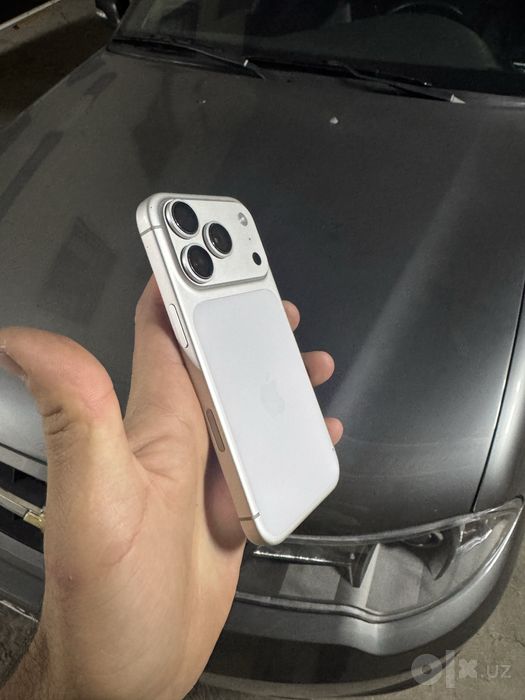 Iphone 17 pro srochni