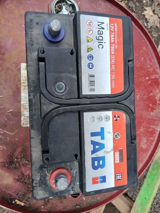 Акумулатор 78 ah 750A