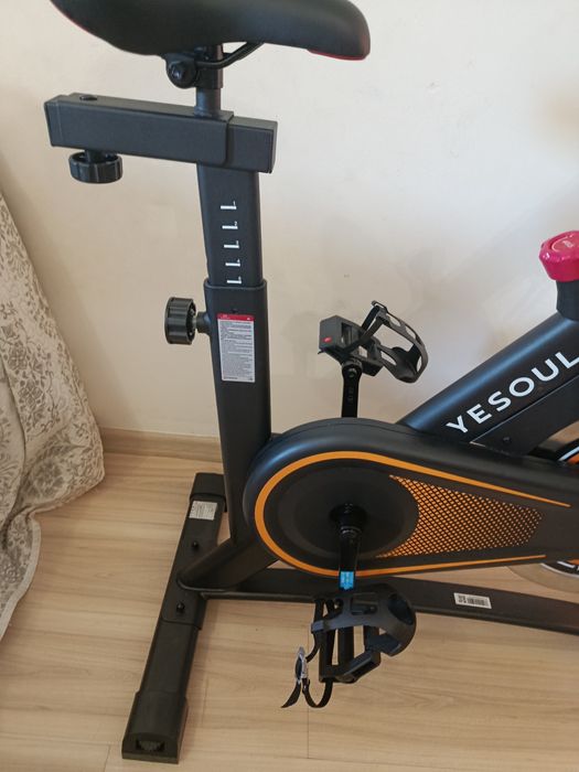 Bicicleta spinning Yesoul A1, volanta aluminiu, negru