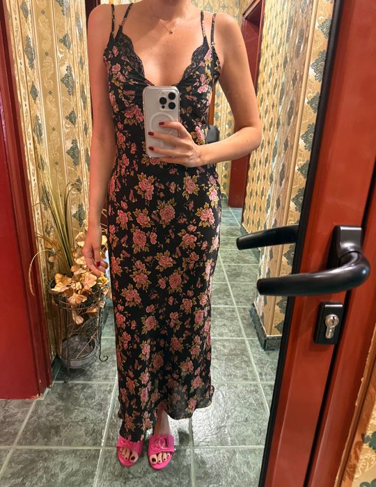 Сатенена рокля ZARA, XS