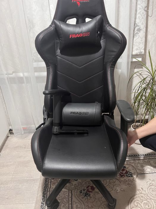 Игровое кресло glhf