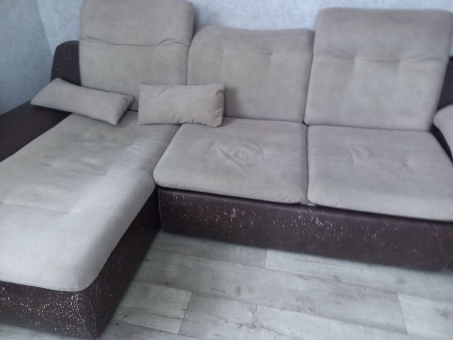 Диван угловой,расскладушка