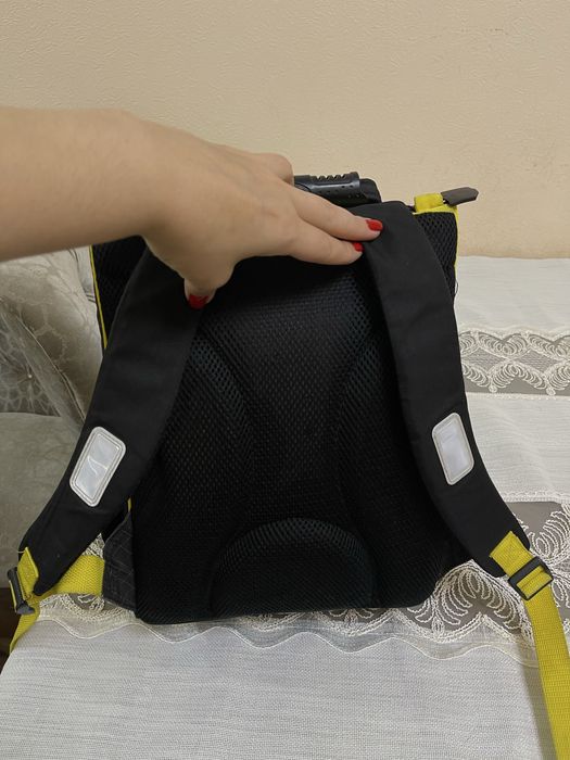 Рюкзак в школу б/у