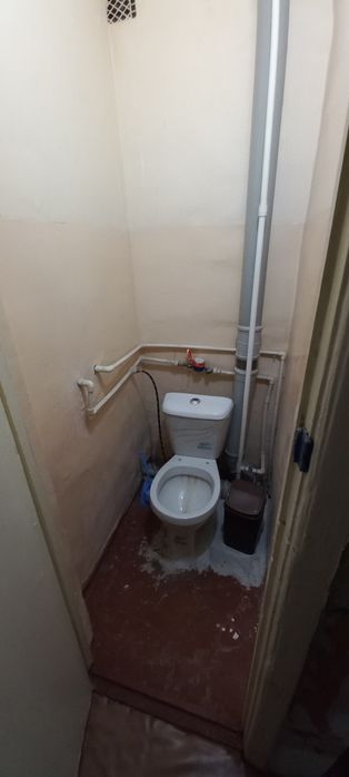 СРОЧНО !!! Уй сотилади узимники Фаргона шахар С.Темур 245 дом