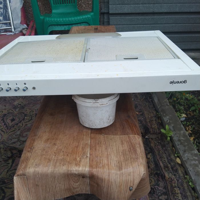 Продам вытяжку рабочая