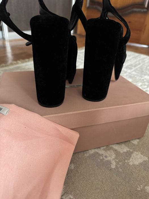 Черные бархатные Туфли miu miu