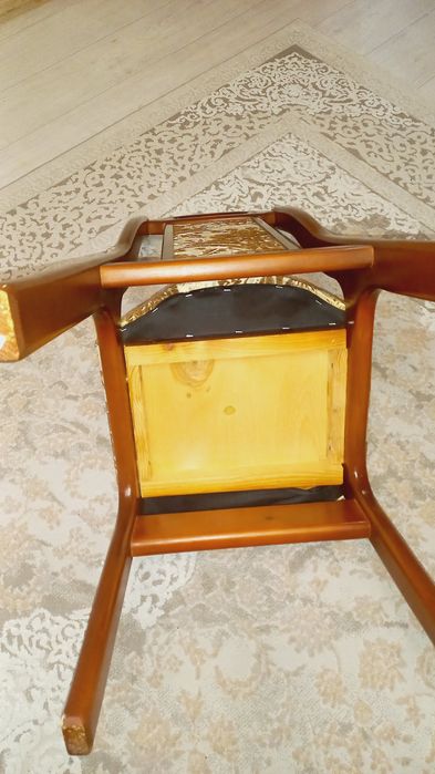 Стулья в зал или в гостиную