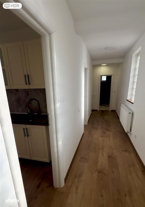 Apartament decomandat, 2 camere, balcon, la cheie, zona Turnisor
