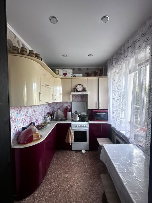 Продам 2 комн квартиру в районе Погодина