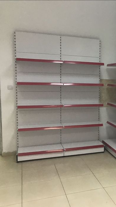 Оборудване на търговски обекти Рафтове стелаж (стилаж) и др.