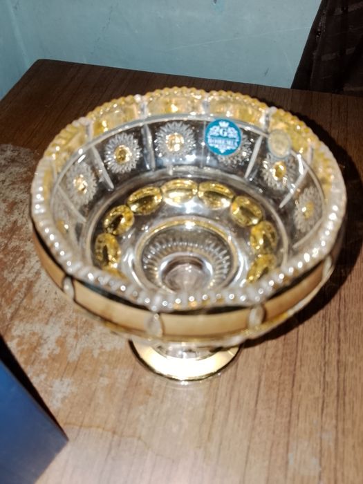 Продам вазы чешские богемия