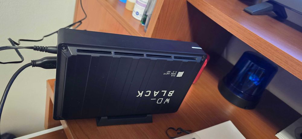 WD BLACK D10  GAME DRIVE 3,5" HDD.Pentru cei care doresc spatiu pt jocuri.Compatibil ps5,xboc,pc