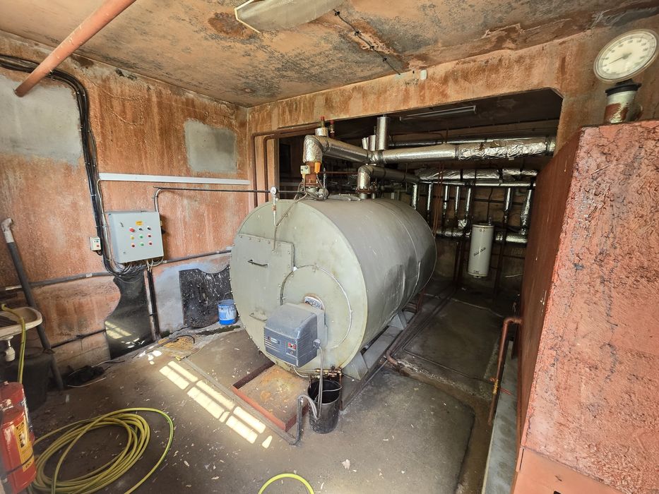 Хотелски комплекс , с. Горно Изворово, общ. Казанлък,  обл